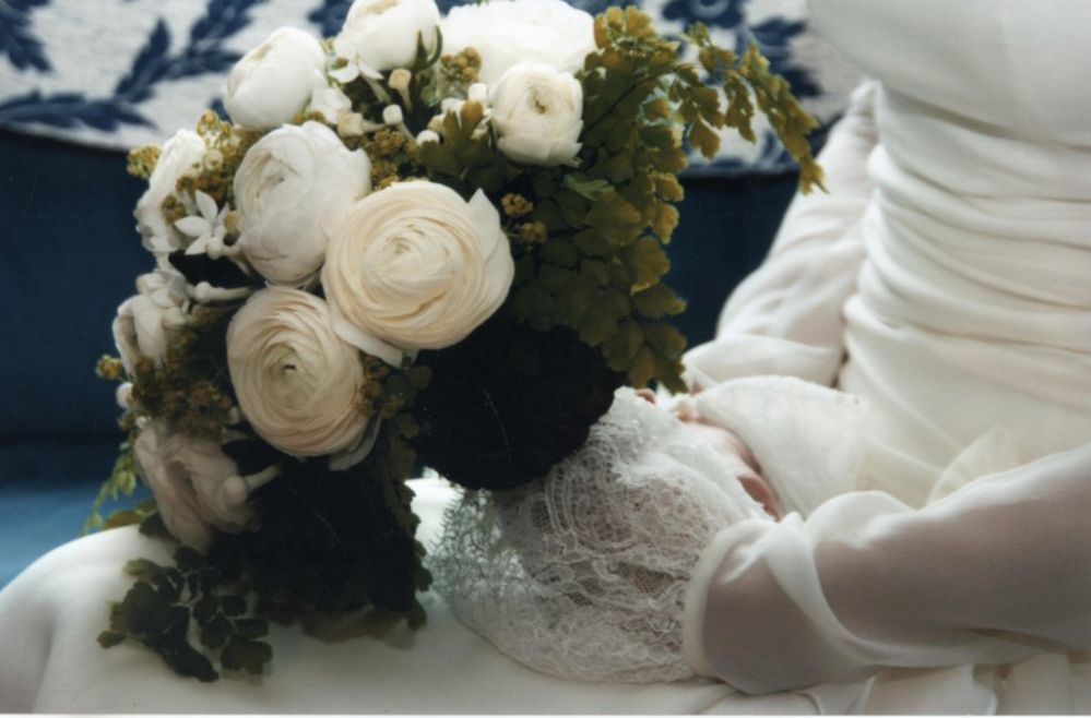 Bouquet di ranuncoli, fiori semplici ed eleganti