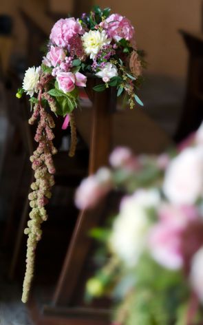 Allestimento floreale per matrimonio in chiesa realizzato da Giuseppina Comoli