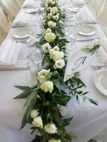 Centerpiece with eucalyptus and roses